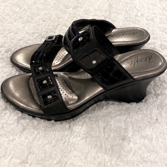 dexflex comfort Shoes - Dexflex Comfort Black Wedge Sandals